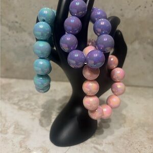 Elegant iridescent  Beaded Bracelet Set